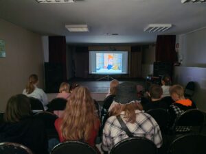 Подробнее о статье Сегодня в ДК «Радуга» с. Молоди  м. о. Чехов прошёл настоящий праздник мультиков в честь Дня рождения студии «Союзмультфильм»!