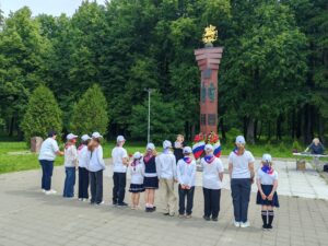 Подробнее о статье 22 июня, в День памяти и скорби, у стелы «Населенный пункт воинской доблести» в селе Молоди м. о. Чехов прошёл «Час мужества».